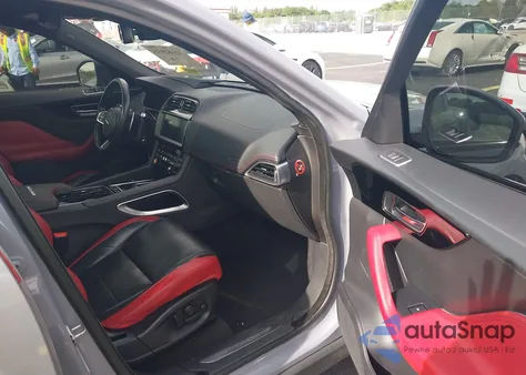 2017 Jaguar F-Pace S z USA, uszkodzony, nr VIN SADCM2BV5HA074529